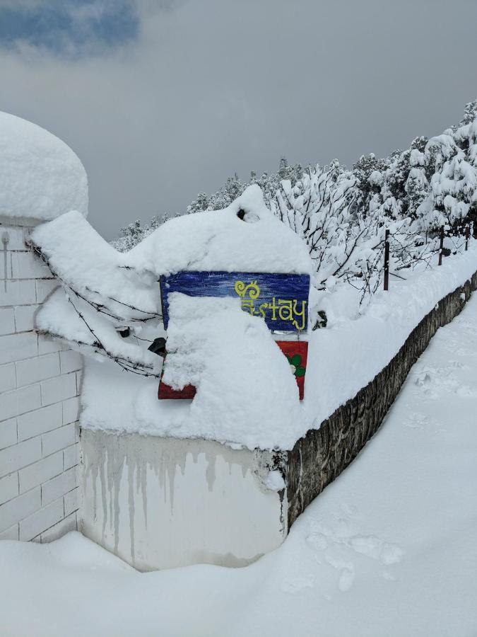 Namastay Himalayas, Kanatal Eksteriør bilde